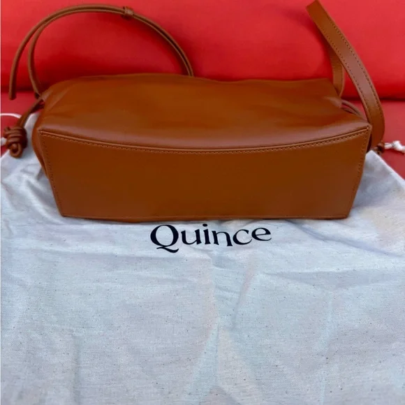 NWOT Quince Italian Leather Drawstring Pouch Crossbody - Picture 3 of 6